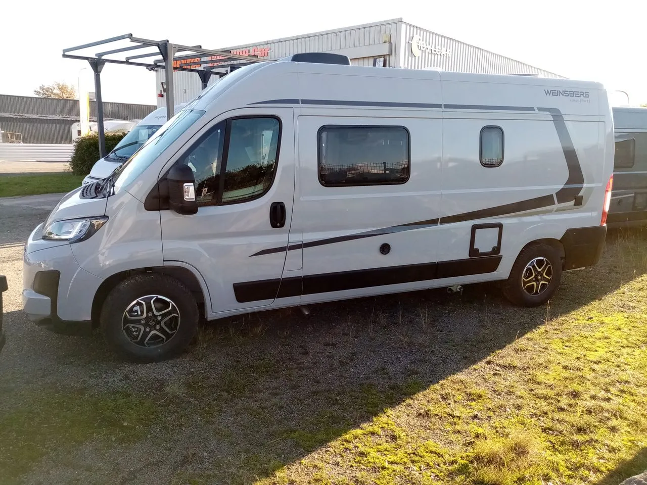 600 MQ BOITE AUTO GRD FRIGO.